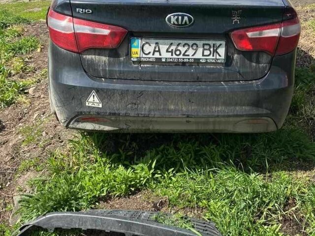 Черный Киа Рио, объемом двигателя 1.4 л и пробегом 1 тыс. км за 1778 $, фото 7 на Automoto.ua