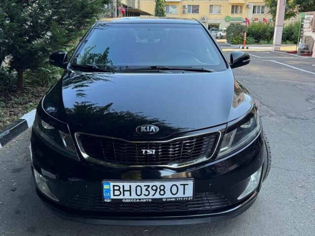 Чорний Кіа Ріо, об'ємом двигуна 1.59 л та пробігом 101 тис. км за 8300 $, фото 3 на Automoto.ua