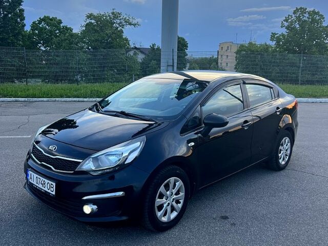 Черный Киа Рио, объемом двигателя 1.4 л и пробегом 240 тыс. км за 5900 $, фото 3 на Automoto.ua
