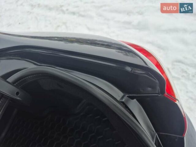 Черный Киа Рио, объемом двигателя 1.4 л и пробегом 66 тыс. км за 11950 $, фото 66 на Automoto.ua