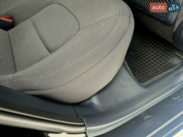 Черный Киа Рио, объемом двигателя 1.4 л и пробегом 66 тыс. км за 11950 $, фото 52 на Automoto.ua