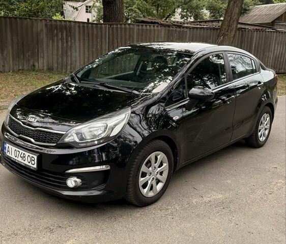 Черный Киа Рио, объемом двигателя 1.4 л и пробегом 180 тыс. км за 6900 $, фото 4 на Automoto.ua