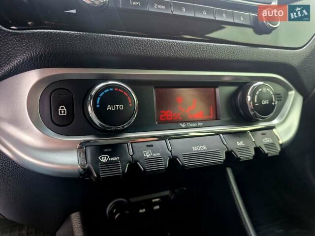 Черный Киа Рио, объемом двигателя 1.4 л и пробегом 66 тыс. км за 11950 $, фото 34 на Automoto.ua