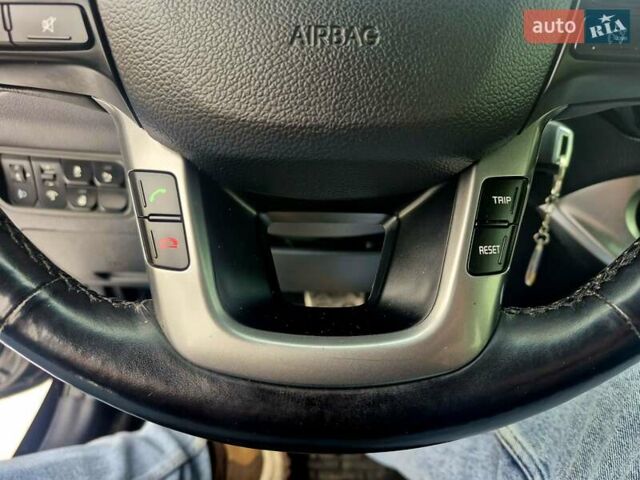 Черный Киа Рио, объемом двигателя 1.4 л и пробегом 66 тыс. км за 11950 $, фото 39 на Automoto.ua