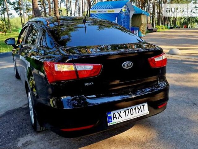 Черный Киа Рио, объемом двигателя 1.25 л и пробегом 78 тыс. км за 10500 $, фото 3 на Automoto.ua