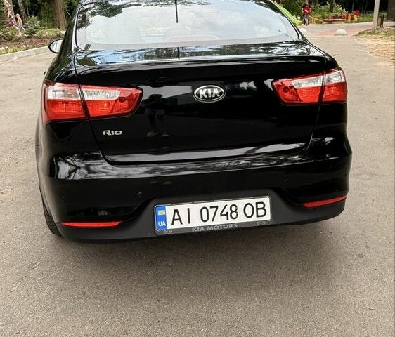 Черный Киа Рио, объемом двигателя 1.4 л и пробегом 180 тыс. км за 6900 $, фото 3 на Automoto.ua