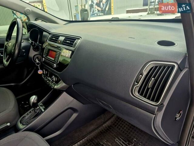 Черный Киа Рио, объемом двигателя 1.4 л и пробегом 66 тыс. км за 11950 $, фото 57 на Automoto.ua