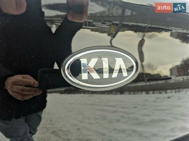 Черный Киа Рио, объемом двигателя 1.4 л и пробегом 66 тыс. км за 11950 $, фото 18 на Automoto.ua