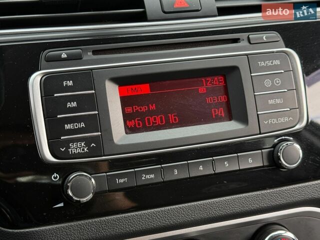 Черный Киа Рио, объемом двигателя 1.25 л и пробегом 100 тыс. км за 7600 $, фото 15 на Automoto.ua