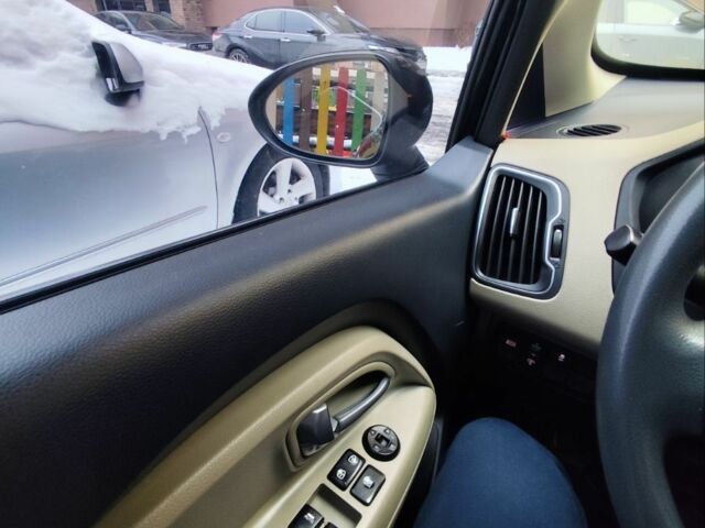 Черный Киа Рио, объемом двигателя 1.6 л и пробегом 180 тыс. км за 8800 $, фото 5 на Automoto.ua