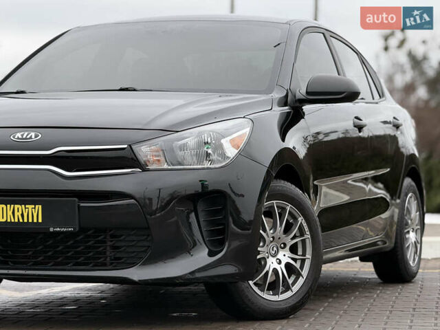 Черный Киа Рио, объемом двигателя 1.6 л и пробегом 135 тыс. км за 9300 $, фото 2 на Automoto.ua