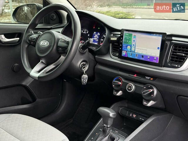 Черный Киа Рио, объемом двигателя 1.6 л и пробегом 135 тыс. км за 9300 $, фото 21 на Automoto.ua