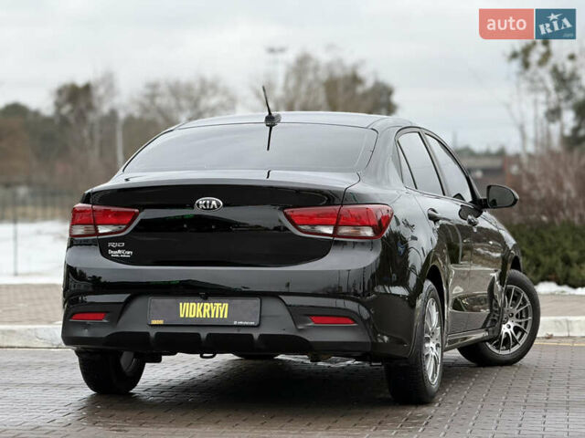 Черный Киа Рио, объемом двигателя 1.6 л и пробегом 135 тыс. км за 9300 $, фото 18 на Automoto.ua
