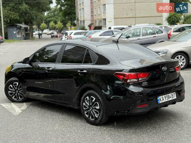 Черный Киа Рио, объемом двигателя 1.59 л и пробегом 114 тыс. км за 10700 $, фото 2 на Automoto.ua