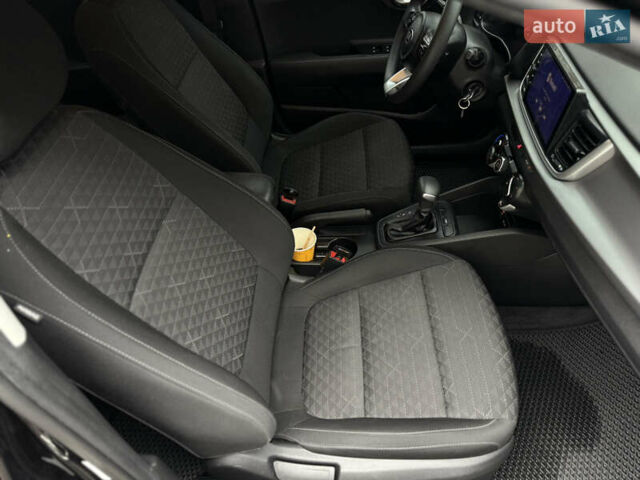 Черный Киа Рио, объемом двигателя 1.59 л и пробегом 114 тыс. км за 10700 $, фото 18 на Automoto.ua