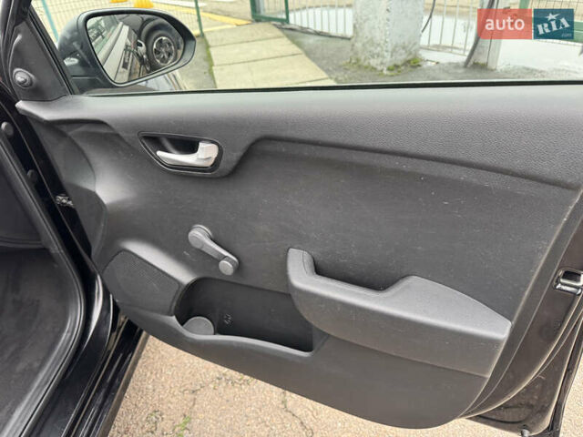 Черный Киа Рио, объемом двигателя 1.59 л и пробегом 89 тыс. км за 9490 $, фото 27 на Automoto.ua