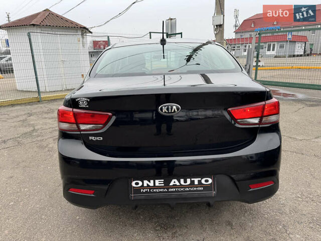 Черный Киа Рио, объемом двигателя 1.59 л и пробегом 89 тыс. км за 9490 $, фото 5 на Automoto.ua
