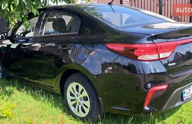 Киа Рио 2017 в Прилуках на Automoto.ua Черный Киа Рио, объемом двигателя 1.37 л и пробегом 34 тыс. км за 12400 $, фото 2 на Automoto.ua