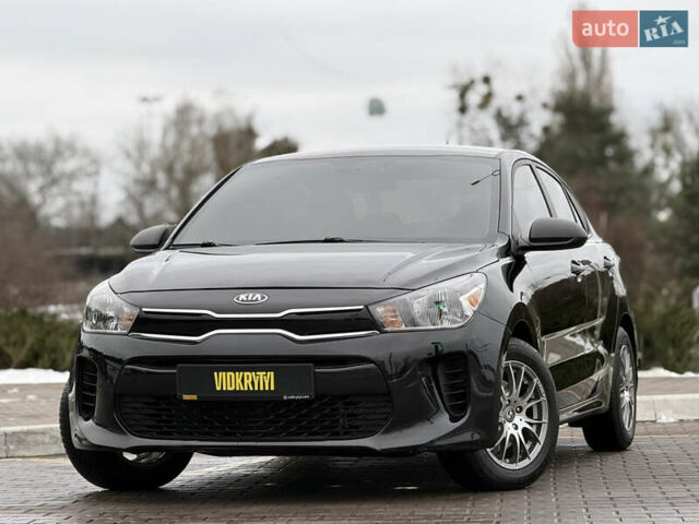 Черный Киа Рио, объемом двигателя 1.6 л и пробегом 135 тыс. км за 9800 $, фото 1 на Automoto.ua