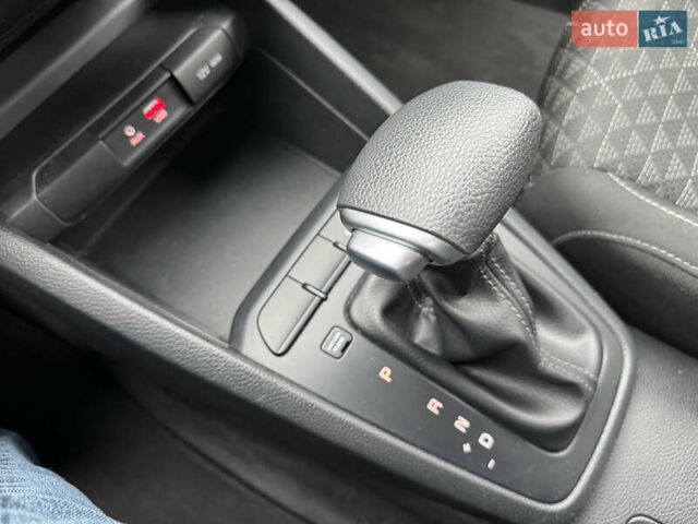 Черный Киа Рио, объемом двигателя 1.59 л и пробегом 89 тыс. км за 9490 $, фото 15 на Automoto.ua