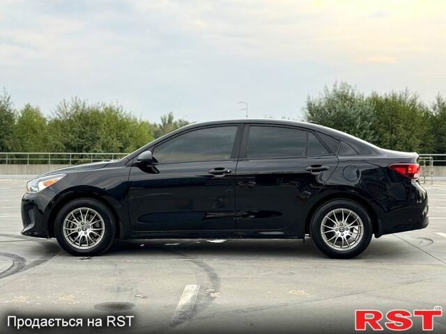 Черный Киа Рио, объемом двигателя 16 л и пробегом 128 тыс. км за 11900 $, фото 7 на Automoto.ua