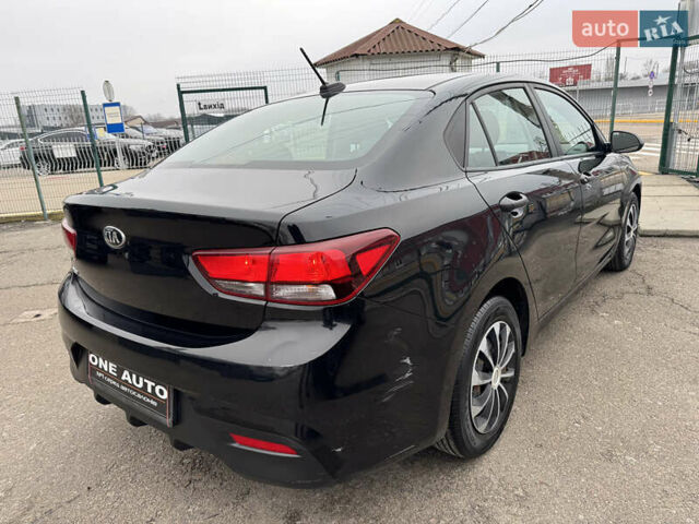 Черный Киа Рио, объемом двигателя 1.59 л и пробегом 89 тыс. км за 9490 $, фото 4 на Automoto.ua