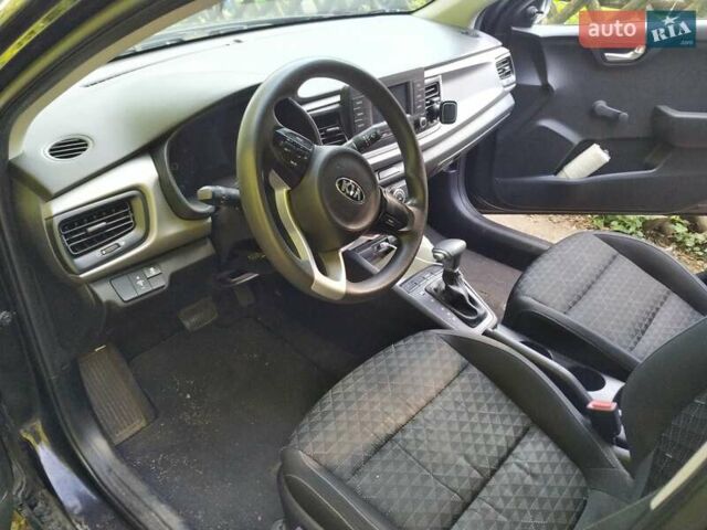 Черный Киа Рио, объемом двигателя 1.59 л и пробегом 88 тыс. км за 9500 $, фото 8 на Automoto.ua
