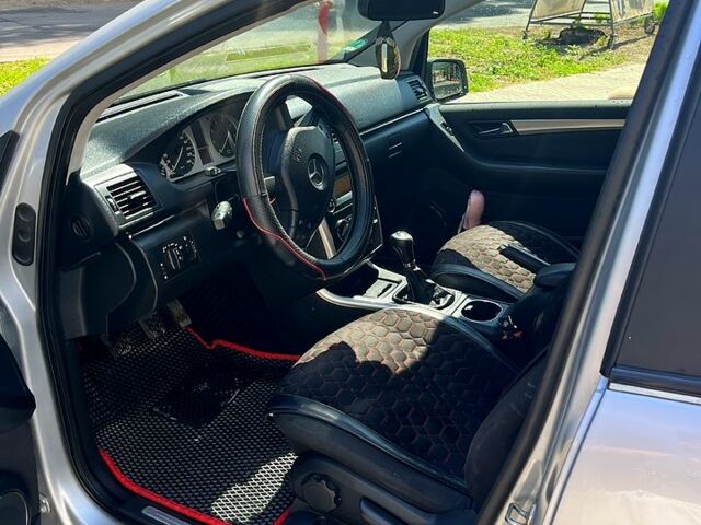 Черный Киа Рио, объемом двигателя 1.6 л и пробегом 31 тыс. км за 14500 $, фото 49 на Automoto.ua