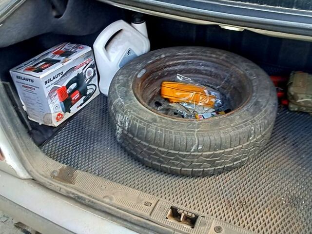 Черный Киа Рио, объемом двигателя 1.6 л и пробегом 31 тыс. км за 14500 $, фото 1 на Automoto.ua