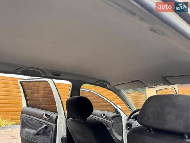 Черный Киа Рио, объемом двигателя 1.6 л и пробегом 31 тыс. км за 14500 $, фото 5 на Automoto.ua