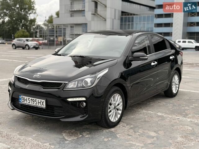 Черный Киа Рио, объемом двигателя 1.6 л и пробегом 31 тыс. км за 14500 $, фото 7 на Automoto.ua