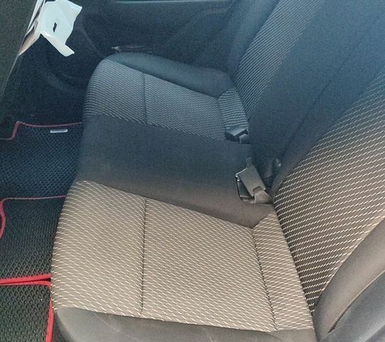 Черный Киа Рио, объемом двигателя 1.37 л и пробегом 150 тыс. км за 11500 $, фото 5 на Automoto.ua