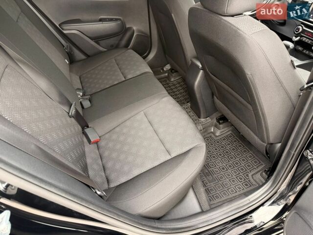 Черный Киа Рио, объемом двигателя 1.6 л и пробегом 31 тыс. км за 14500 $, фото 16 на Automoto.ua