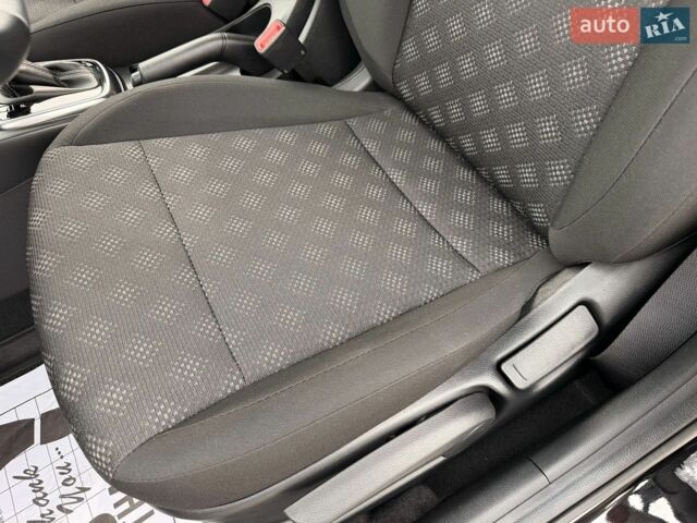 Черный Киа Рио, объемом двигателя 1.6 л и пробегом 31 тыс. км за 14500 $, фото 37 на Automoto.ua