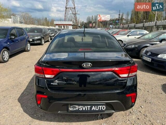 Черный Киа Рио, объемом двигателя 1.37 л и пробегом 145 тыс. км за 12500 $, фото 9 на Automoto.ua