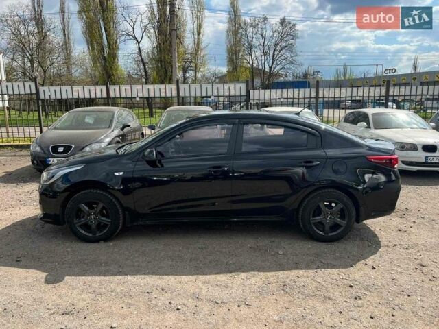 Черный Киа Рио, объемом двигателя 1.37 л и пробегом 145 тыс. км за 12500 $, фото 13 на Automoto.ua