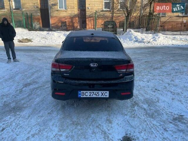 Черный Киа Рио, объемом двигателя 1.59 л и пробегом 9 тыс. км за 12700 $, фото 7 на Automoto.ua