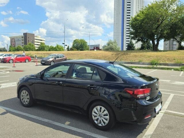 Черный Киа Рио, объемом двигателя 1.6 л и пробегом 74 тыс. км за 13900 $, фото 4 на Automoto.ua