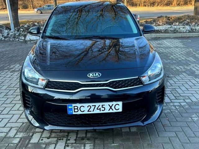 Черный Киа Рио, объемом двигателя 1.6 л и пробегом 10 тыс. км за 11500 $, фото 2 на Automoto.ua