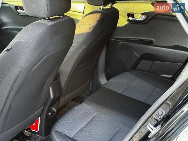 Чорний Кіа Ріо, об'ємом двигуна 1.6 л та пробігом 74 тис. км за 11790 $, фото 17 на Automoto.ua
