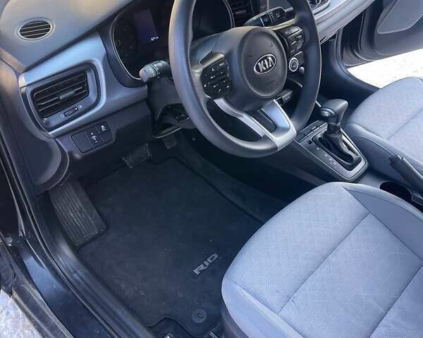 Черный Киа Рио, объемом двигателя 1.59 л и пробегом 9 тыс. км за 12700 $, фото 14 на Automoto.ua