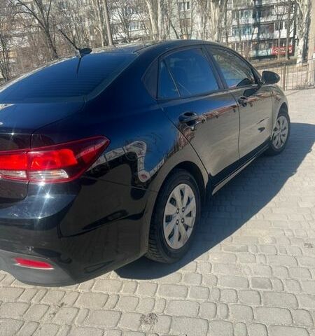 Чорний Кіа Ріо, об'ємом двигуна 1.59 л та пробігом 89 тис. км за 11500 $, фото 5 на Automoto.ua