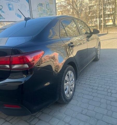 Чорний Кіа Ріо, об'ємом двигуна 1.59 л та пробігом 89 тис. км за 11500 $, фото 6 на Automoto.ua