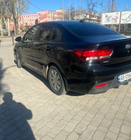 Чорний Кіа Ріо, об'ємом двигуна 1.59 л та пробігом 89 тис. км за 11500 $, фото 4 на Automoto.ua