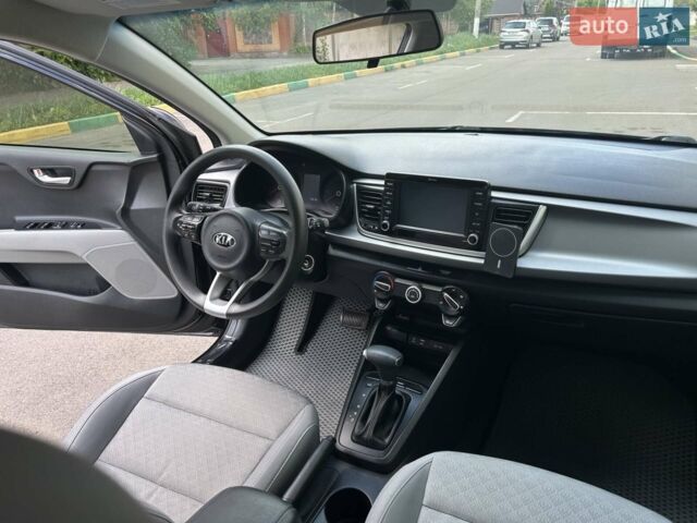 Чорний Кіа Ріо, об'ємом двигуна 1.59 л та пробігом 55 тис. км за 14150 $, фото 2 на Automoto.ua