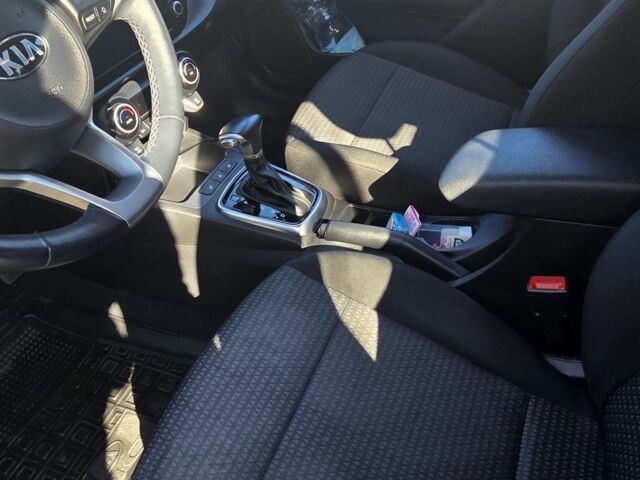 Черный Киа Рио, объемом двигателя 1.6 л и пробегом 59 тыс. км за 16714 $, фото 14 на Automoto.ua