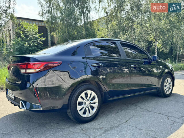 Черный Киа Рио, объемом двигателя 1.37 л и пробегом 25 тыс. км за 11999 $, фото 17 на Automoto.ua