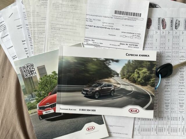 Чорний Кіа Ріо, об'ємом двигуна 1.6 л та пробігом 68 тис. км за 15000 $, фото 7 на Automoto.ua