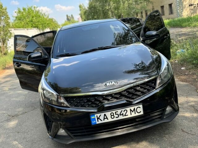 Черный Киа Рио, объемом двигателя 1.4 л и пробегом 24 тыс. км за 12800 $, фото 20 на Automoto.ua