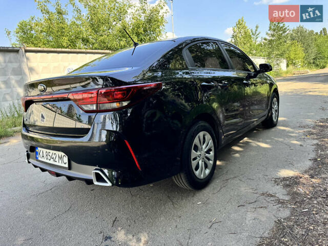 Черный Киа Рио, объемом двигателя 1.37 л и пробегом 25 тыс. км за 11999 $, фото 15 на Automoto.ua